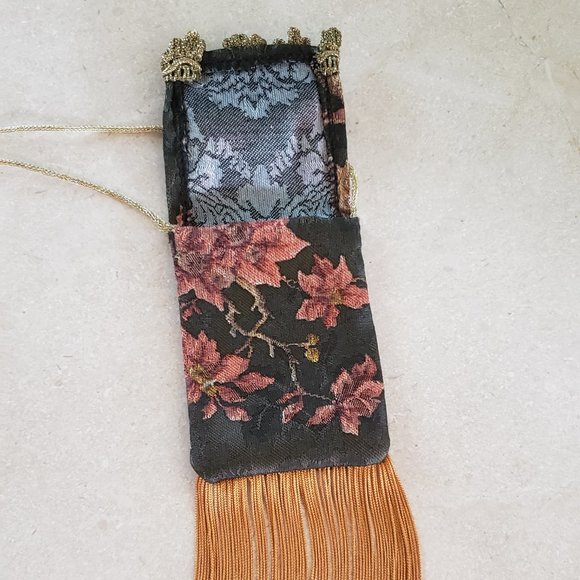 Handbag - Picture 3 of 3